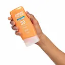 Kit Protetor Solar Cenoura & Bronze com 1 Protetor Infantil Kids FPS 50 com 110ml + 1 Protetor Adulto FPS 30 com 110ml