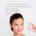 Kit Sérum Facial Isdin Flavo-C Ultraglican Diurno + Flavo-C Melatonin Noturno com 10 ampolas cada