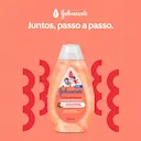 Shampoo Infantil Johnson's Cachos dos Sonhos com 400ml