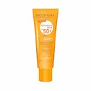 Protetor Solar Facial Bioderma Photoderm Max Aquafluide Tom Dourado FPS50+ com 40ml