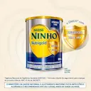 Kit Fórmula Infantil Ninho Nutrigold com 2 latas de 800g cada + Livro Educativo
