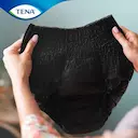 Roupa Íntima Feminina Tena Pants Discreet Black G/EG 8 unidades