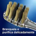 Escova de Dente Oral-B Sensitive Purification Gold Collection Ultrafina com 4 unidades