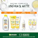 Protetor Solar Hidratante Facial Garnier Uniform & Matte Vitamina C FPS 50 Cor Média 40g
