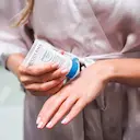 Creme para Mãos e Unhas Bioderma Atoderm com 50ml