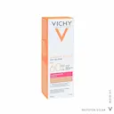 Protetor Solar Facial Vichy Capital Soleil UV-Glow Cor Clara a Média Clara FPS 60 com 40g