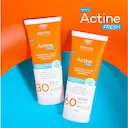Absorvente Sym Total Protect Seca com Abas com 8 Unidades Protetor Solar Actine Fresh Corporal FPS 30 150g Regulador Intestinal 20 bi com 10 cápsulas 