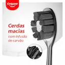 Escova de Dente Colgate Gengiva Therapy Carvão Macia 1 unidade