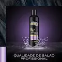Shampoo TRESemmé Reconstrução e Força com 400ml