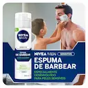 Espuma de Barbear Nivea Men Sensitive com 200ml