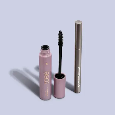 QUEM DISSE, BERENICE? KIT MáSCARA DE CíLIOS ALONGAMENTO NUTRITIVA ROSé 10G + CANETA DELINEADORA PARA OLHOS FININHA 1ML