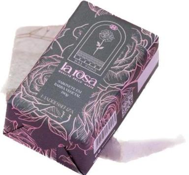 SABONETE VEGETAL MADRESSENZA LA ROSA 180G ROSAS