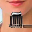 Creme Dental Oral-B Natural Essence Bicarbonato de Sódio & Carvão com 90g