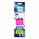 Escova de Dente Oral-B Pro-Saúde Sensi-Soft Macia com 2 unidades